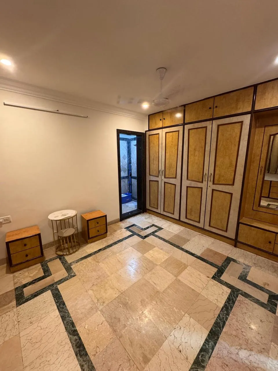 Oakland Park — Andheri West (8)