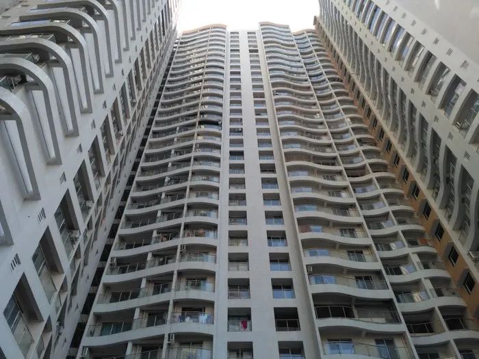 HDIL Metropolis — Andheri West (1)