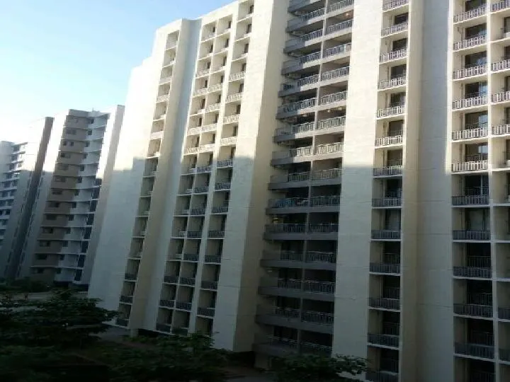 Mahalaxmi Towers — Andheri West (1)