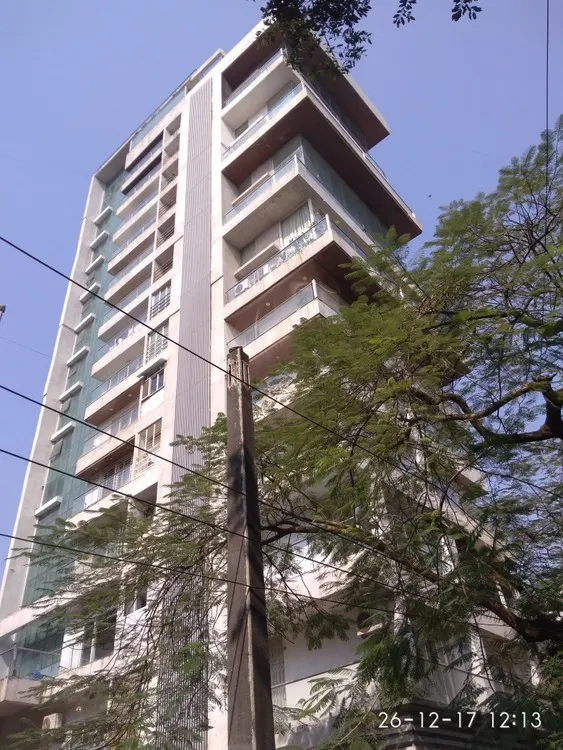 Man Dunes — Bandra West (1)