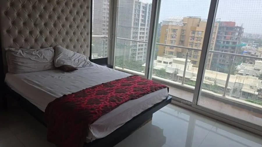 Photo 4 of Ariisto Sapphire in Santacruz West