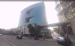 Office in Lodha Excelus, Mahalaxmi