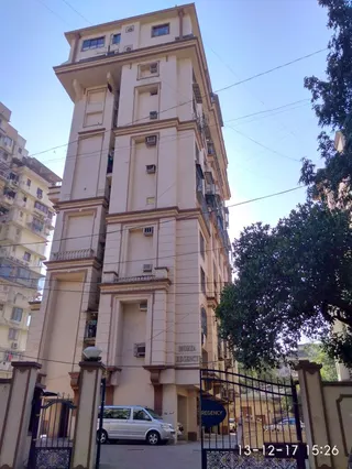 4 BHK in Morya Regency, Bandra West