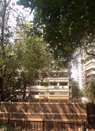 2 BHK in Sukhmani Building, Kemps Corner