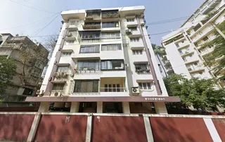 2 BHK in Woodwinds, Bandra West