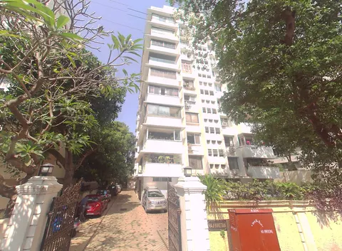 2 BHK Raj Niketan in Walkeshwar, photo 2