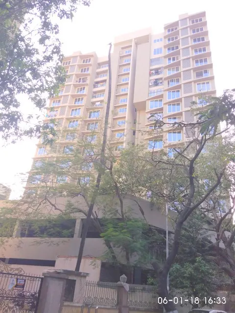 3 BHK Supreme Badrinath in Khar West