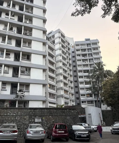 Ashiana Glaxo, Bandra West