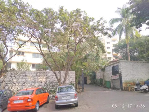 2 BHK Florida Apartment in Bandra West