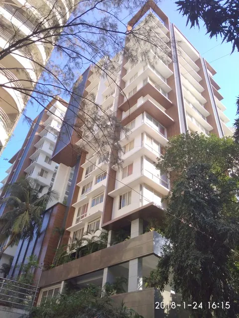 4 BHK Greenfield in Santacruz West