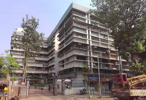 3 BHK in Queens Park