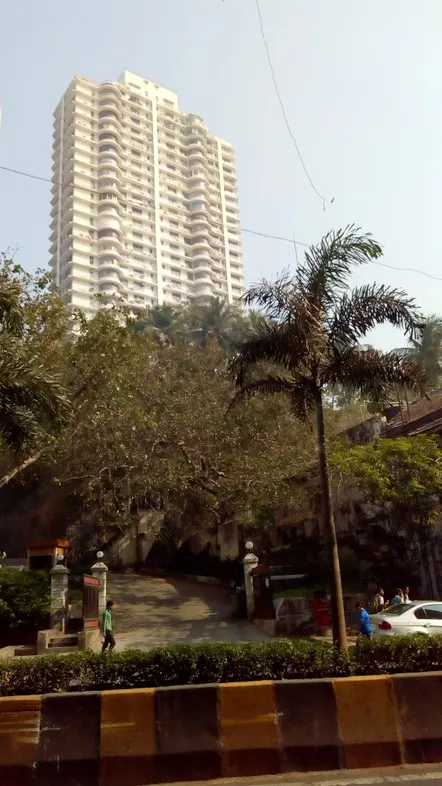 3 BHK Mont Blanc in Kemps Corner