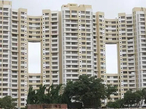 3 BHK Raheja Willows in Kandivali East