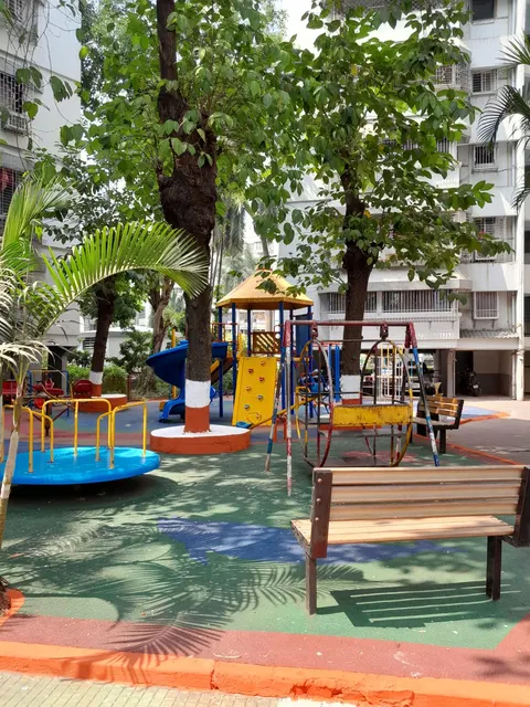 2 BHK Tarapore Garden in Andheri West, photo 3