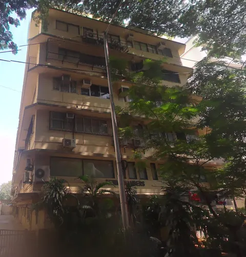 Office Rewa Chambers in Marine Lines, photo 1