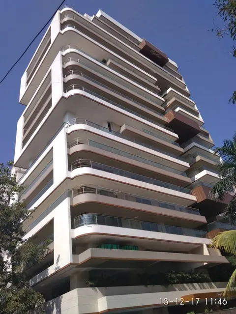 5 BHK Puja Casa in Bandra West