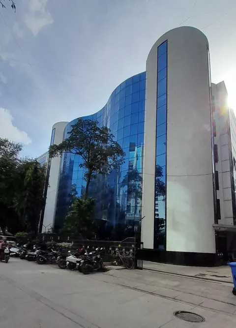 Office VIP Plaza in Andheri West, photo 2