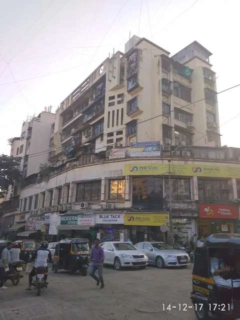 1 BHK Dheeraj Arcade in Bandra West