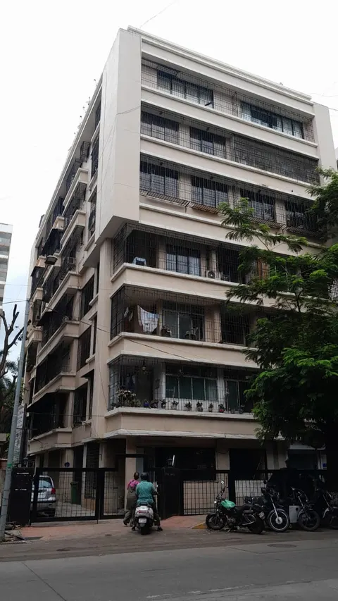 3.5 BHK Belfer