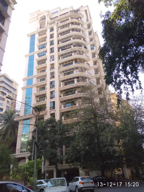 4 BHK Hicon Classic