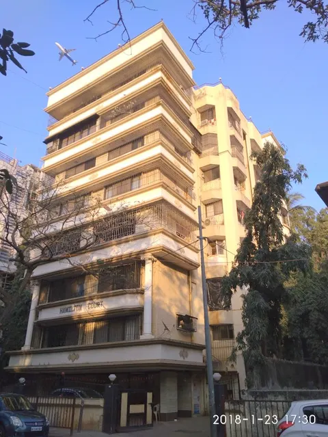 2 BHK in Hamilton Court