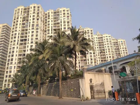 4 BHK Lake Florence in Powai