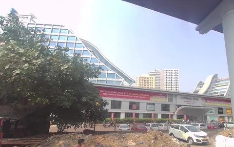 Office Express Zone in Malad East, photo 2