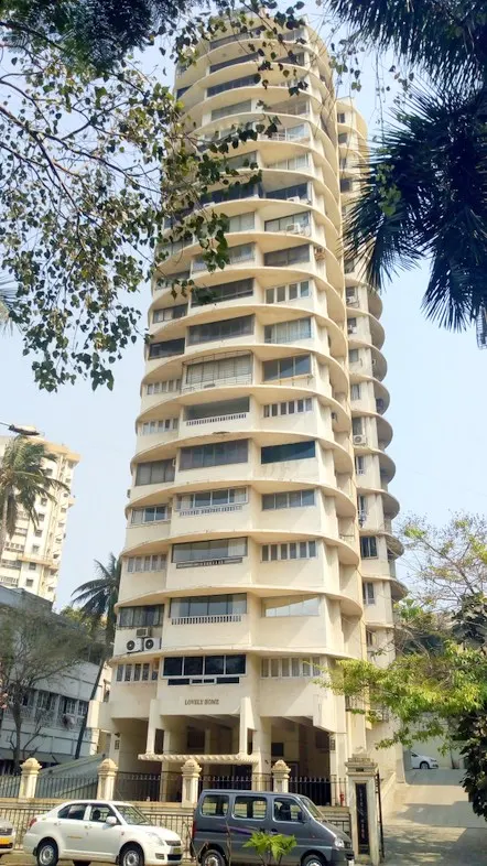 2 BHK Lovely Home in Cuffe Parade