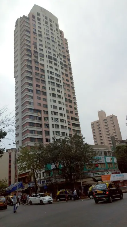 4 BHK La View