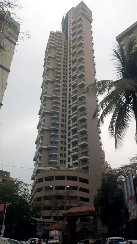 2.5 BHK Magnum Tower in Parel, photo 1