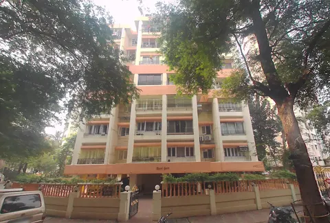 2 BHK Royal Gate in Andheri West, photo 2