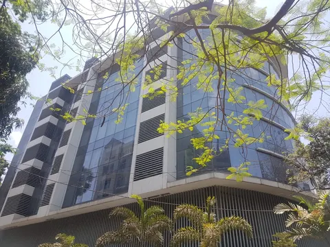 Commercial Office Space Metro Avenue in Andheri East