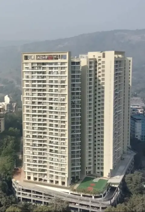 2 BHK Acme Ozone in Thane West, photo 2