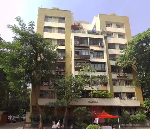 3 BHK Gazdar Apartment in Juhu