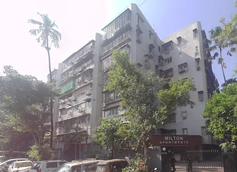 2 BHK in Milton Apartment
