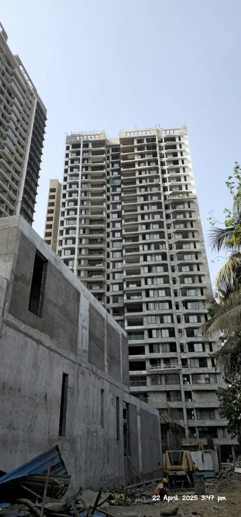 5 BHK Kalpataru Magnus in Bandra East, photo 4