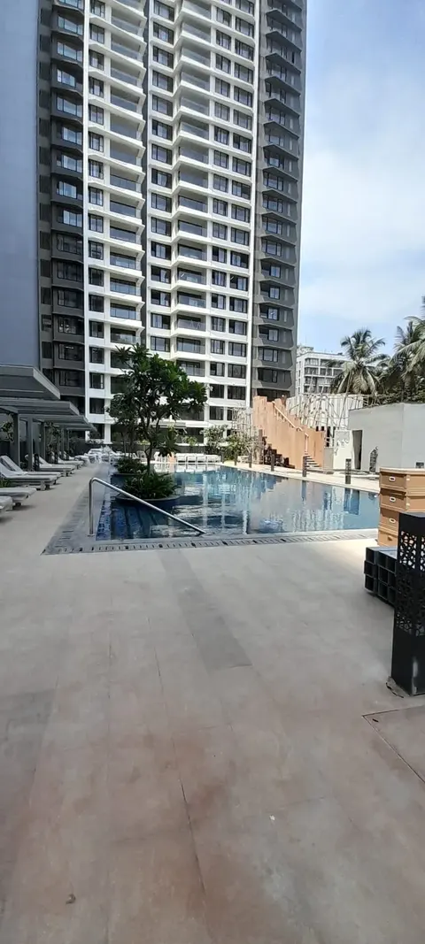 4 BHK Kalpataru Magnus in Bandra East