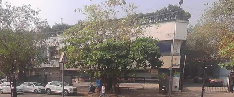 Office Vikas Center in Santacruz West