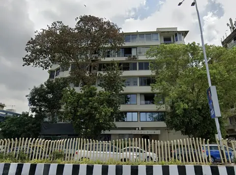 2 BHK Meghdoot in Marine Drive