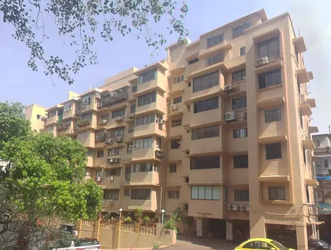 2 BHK Shalimar Apartments in Kemps Corner