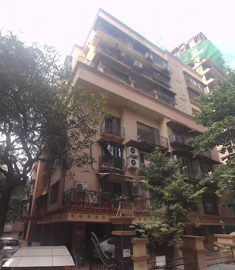 2 BHK Kaniya in Khar West