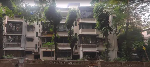 1 BHK Clifton