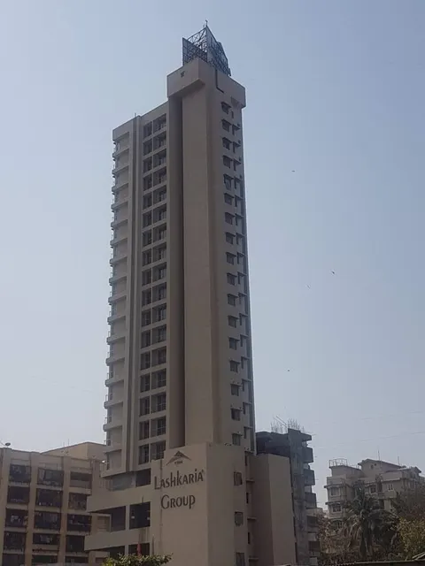 Lashkaria Green Woods, Andheri West