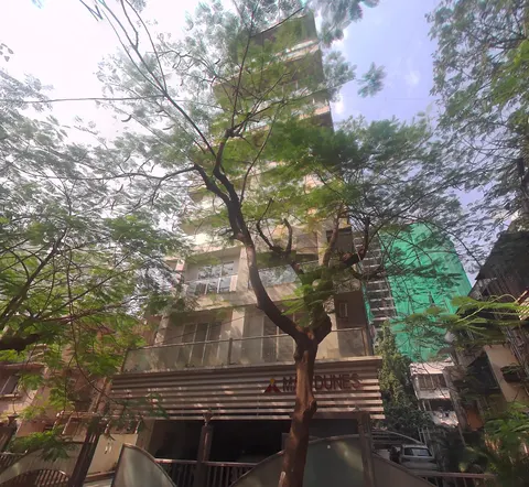 4.5 BHK Man Dunes in Bandra West