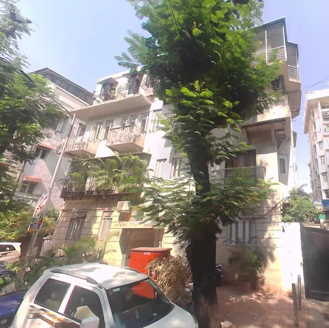 2 BHK Ahmed Mansion in Colaba