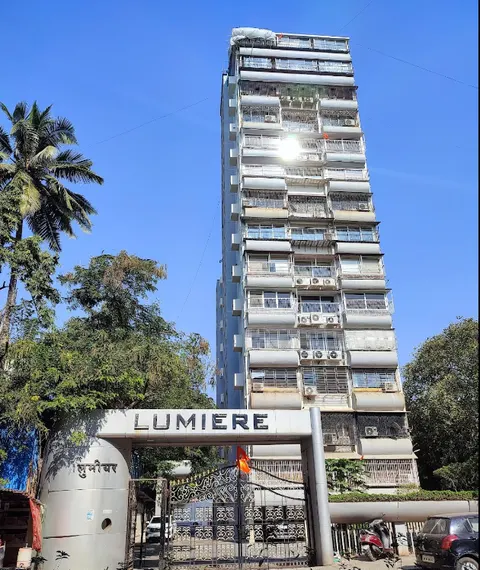 2 BHK Lumiere Tower in Andheri West