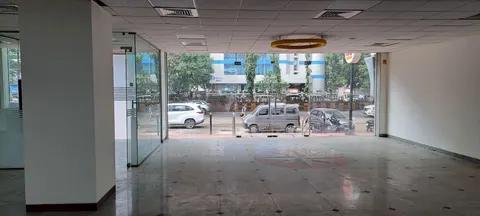 Office Central Plaza in Santacruz East, photo 2
