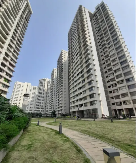 1 BHK Tower 14 Veridian L & T Emerald Isle in Powai