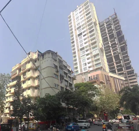 5 BHK in Adarsh Navjivan