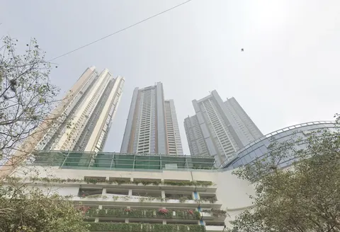 4 BHK Piramal Mahalaxmi